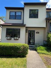 107 Sterling Place 107, Highland, NY 12528