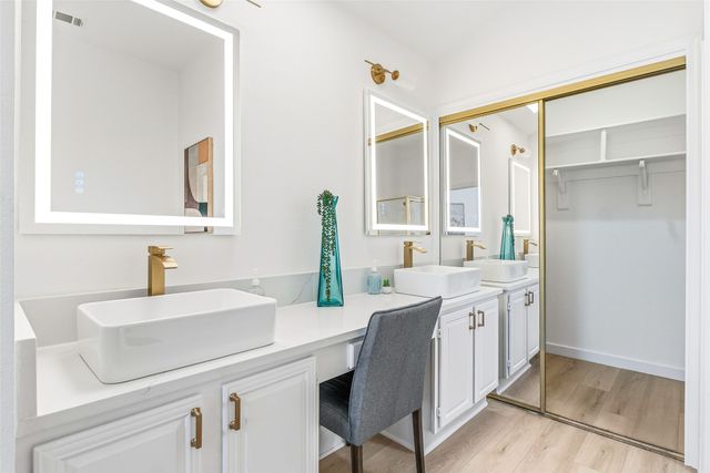 3062 Rustlewind Lane, Grand Prairie, TX 75052