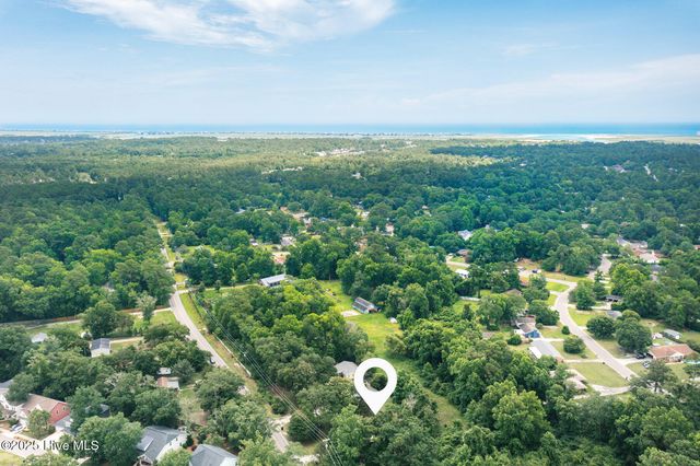 628 Middle Sound Loop Road, Wilmington, NC 28411