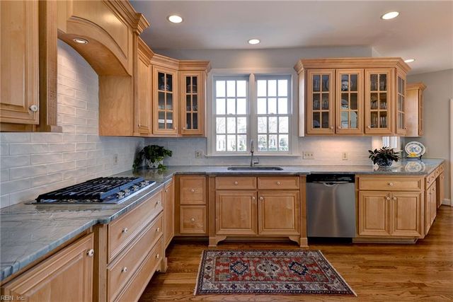 1628 Founders HL N, Williamsburg, VA 23185