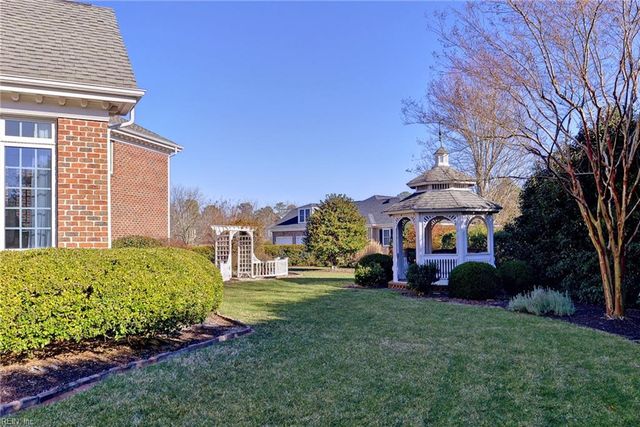 1628 Founders HL N, Williamsburg, VA 23185