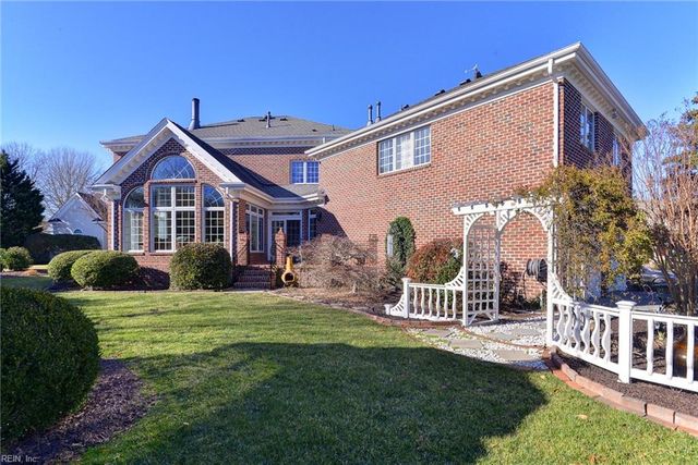 1628 Founders HL N, Williamsburg, VA 23185