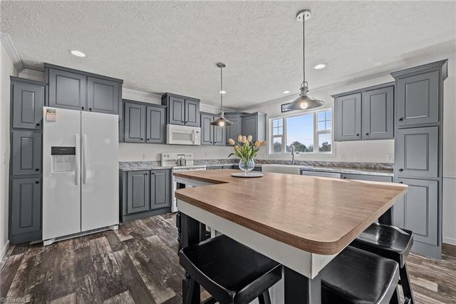 5424 Doc Hayworth Road, Ramseur, NC 27316