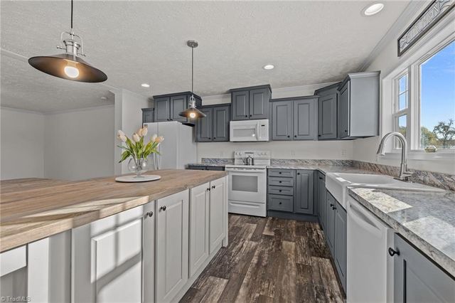 5424 Doc Hayworth Road, Ramseur, NC 27316