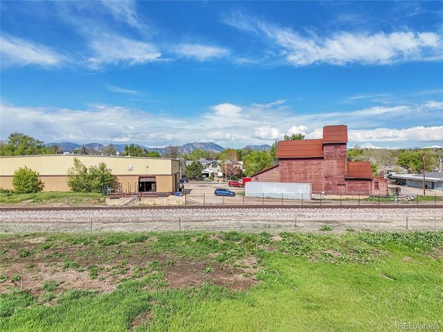 556 Lombardi Cir, Louisville, CO 80027