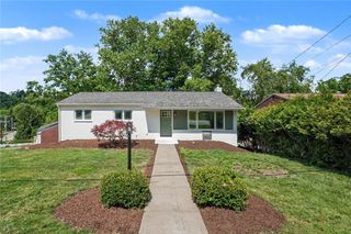111 Mckenzie Dr, Penn Hills, PA 15235