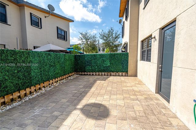 10574 NW 81 St Terrace 0, Doral, FL 33178