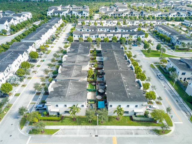 10574 NW 81 St Terrace 0, Doral, FL 33178