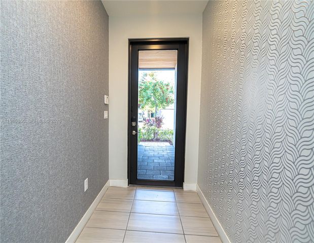 10574 NW 81 St Terrace 0, Doral, FL 33178