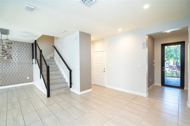 10574 NW 81 St Terrace 0, Doral, FL 33178