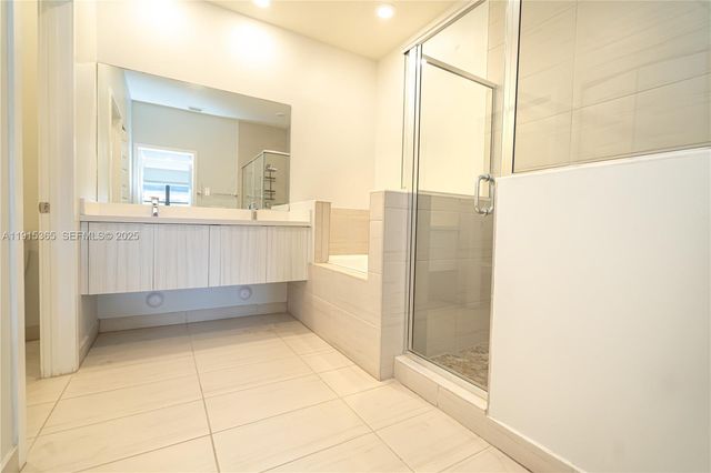 10574 NW 81 St Terrace 0, Doral, FL 33178