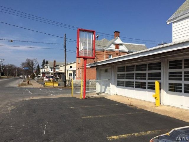 913 Third Avenue, Utica, NY 13501