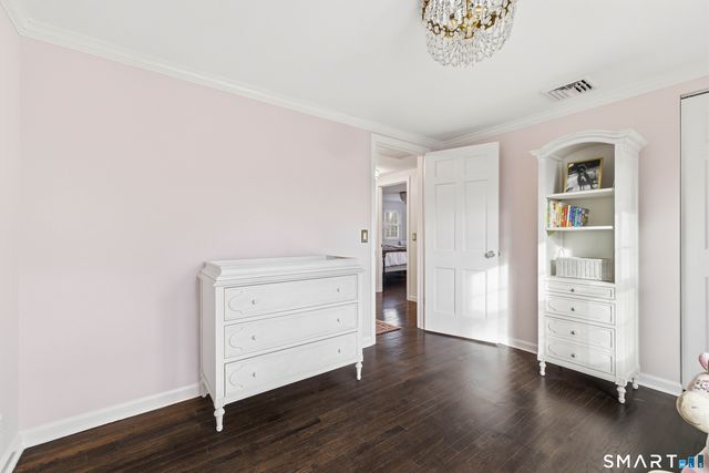 33 Harkness Drive, Madison, CT 06443