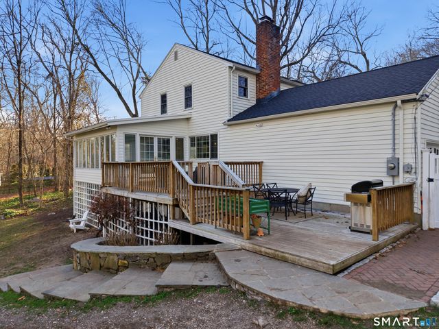 33 Harkness Drive, Madison, CT 06443