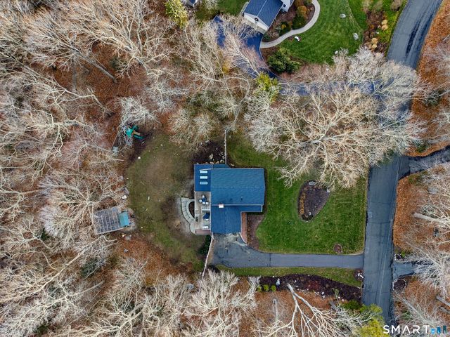33 Harkness Drive, Madison, CT 06443