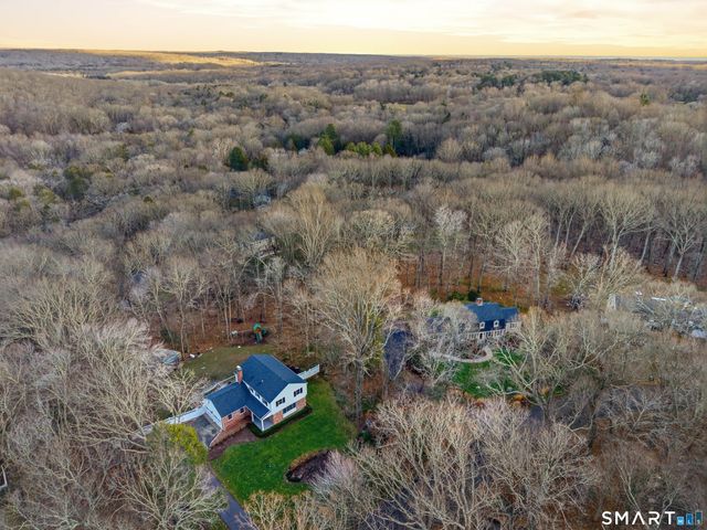 33 Harkness Drive, Madison, CT 06443