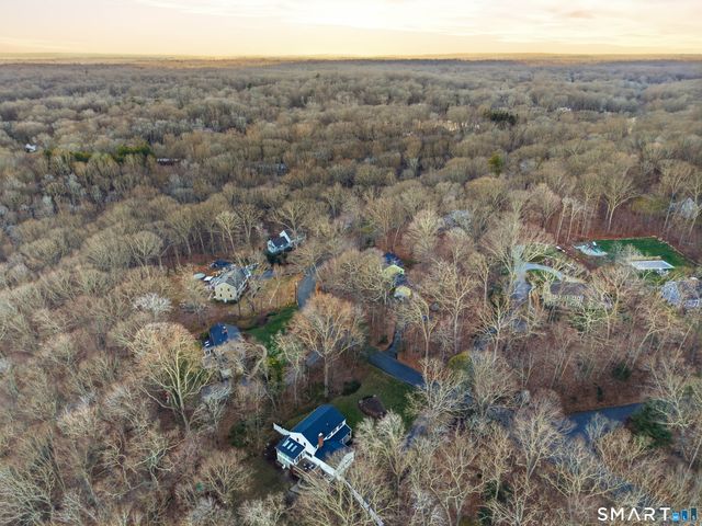 33 Harkness Drive, Madison, CT 06443