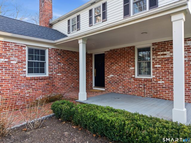 33 Harkness Drive, Madison, CT 06443