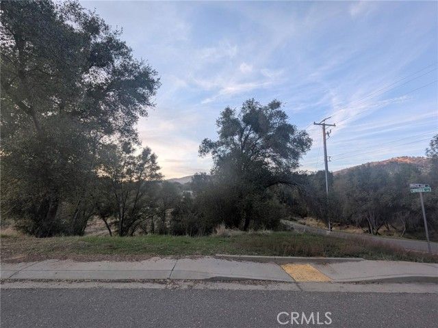 5255 White Oak Court, Mariposa, CA 95338