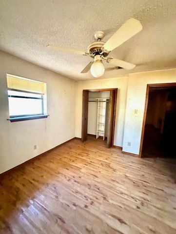 40 Cumberland Circle, Denison, TX 75021