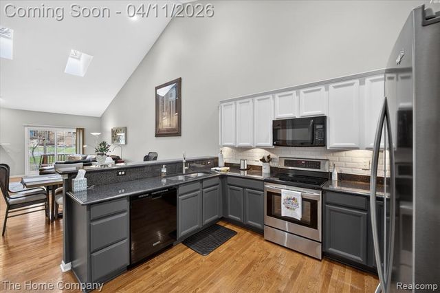 626 Rachel Lane, Milford, MI 48381