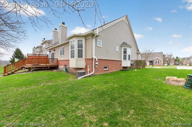 626 Rachel Lane, Milford, MI 48381