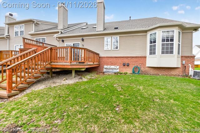 626 Rachel Lane, Milford, MI 48381
