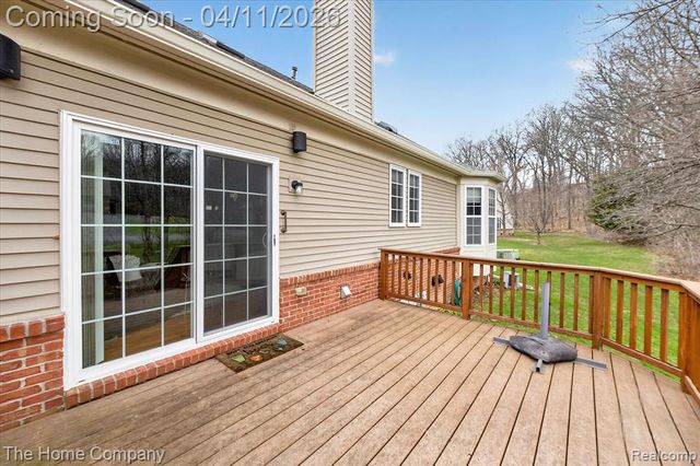 626 Rachel Lane, Milford, MI 48381