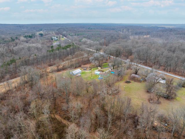 7701 N Fail Road, La Porte, IN 46350