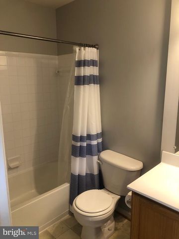 4091 CRESSIDA PL, Woodbridge, VA 22192