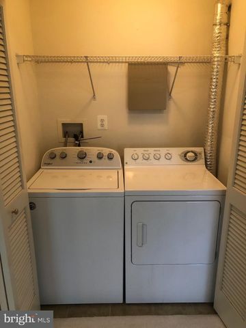 4091 CRESSIDA PL, Woodbridge, VA 22192