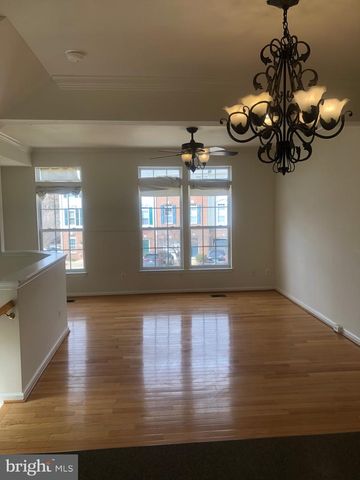 4091 CRESSIDA PL, Woodbridge, VA 22192