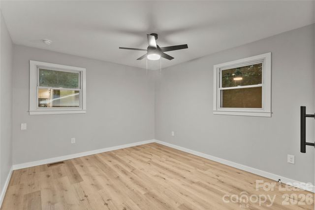 562 Barrington Place NW, Concord, NC 28027