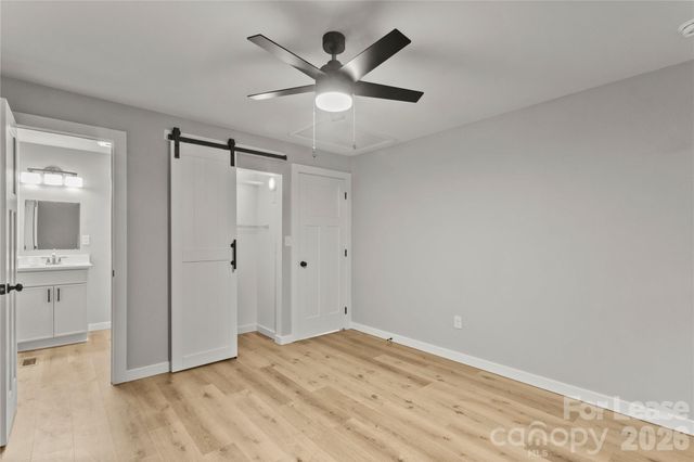 562 Barrington Place NW, Concord, NC 28027