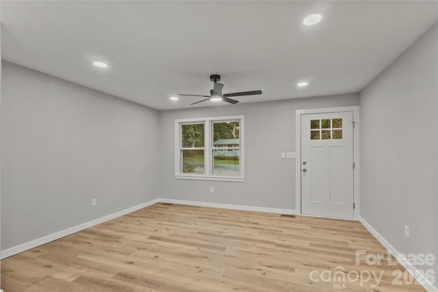 562 Barrington Place NW, Concord, NC 28027