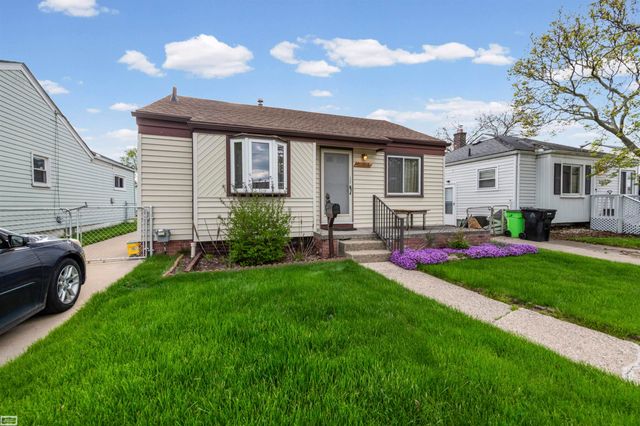 25263 Leach Streets, Roseville, MI 48066