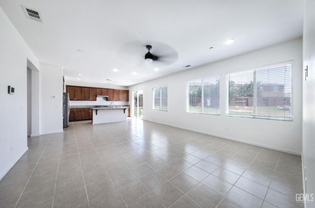 5302 Twinkle Lane, Bakersfield, CA 93313
