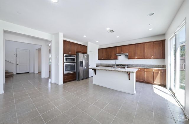 5302 Twinkle Lane, Bakersfield, CA 93313
