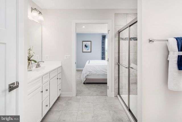 1850 CARACAS BLVD, Martinsburg, WV 25403