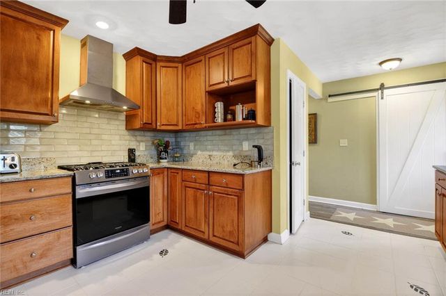 3501 Lynnwood DR, Virginia Beach, VA 23452