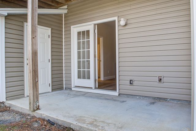 4628 N Palm View Circle, North Charleston, SC 29418