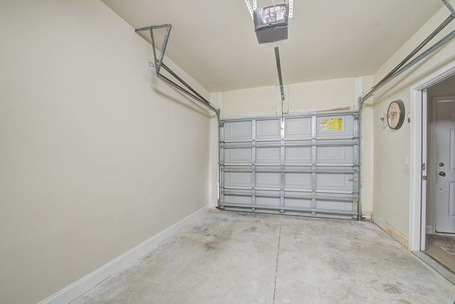 4628 N Palm View Circle, North Charleston, SC 29418