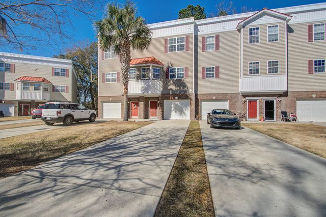 4628 N Palm View Circle, North Charleston, SC 29418