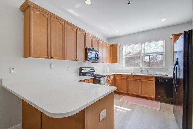 4628 N Palm View Circle, North Charleston, SC 29418