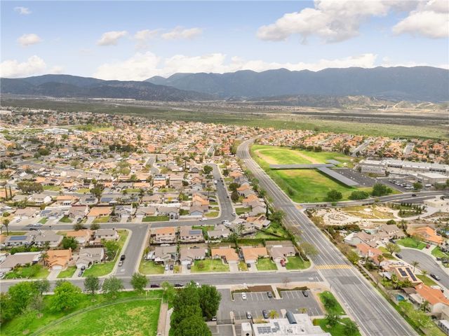 2330 W Sunrise Drive, Rialto, CA 92377