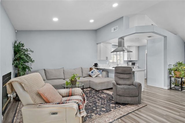2330 W Sunrise Drive, Rialto, CA 92377