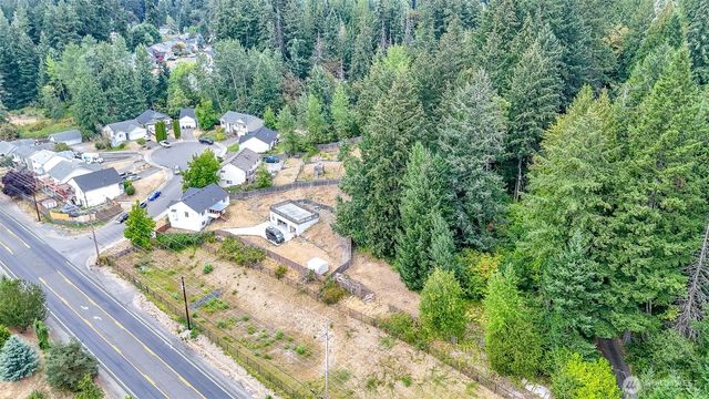 13723 21st Avenue E, Tacoma, WA 98445