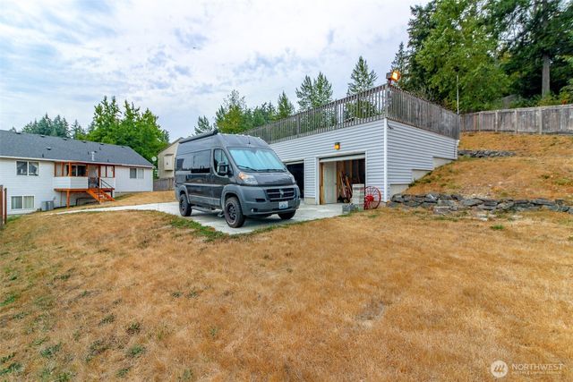 13723 21st Avenue E, Tacoma, WA 98445