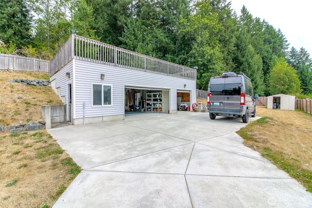 13723 21st Avenue E, Tacoma, WA 98445