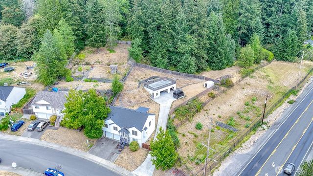 13723 21st Avenue E, Tacoma, WA 98445
